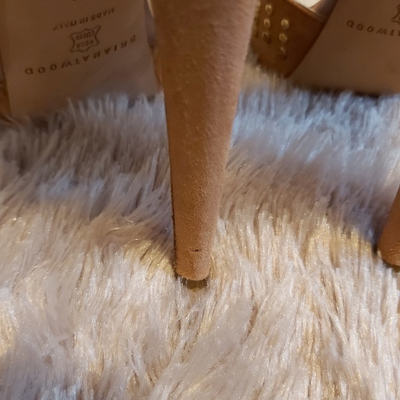 Sold - Picture 7 of 8